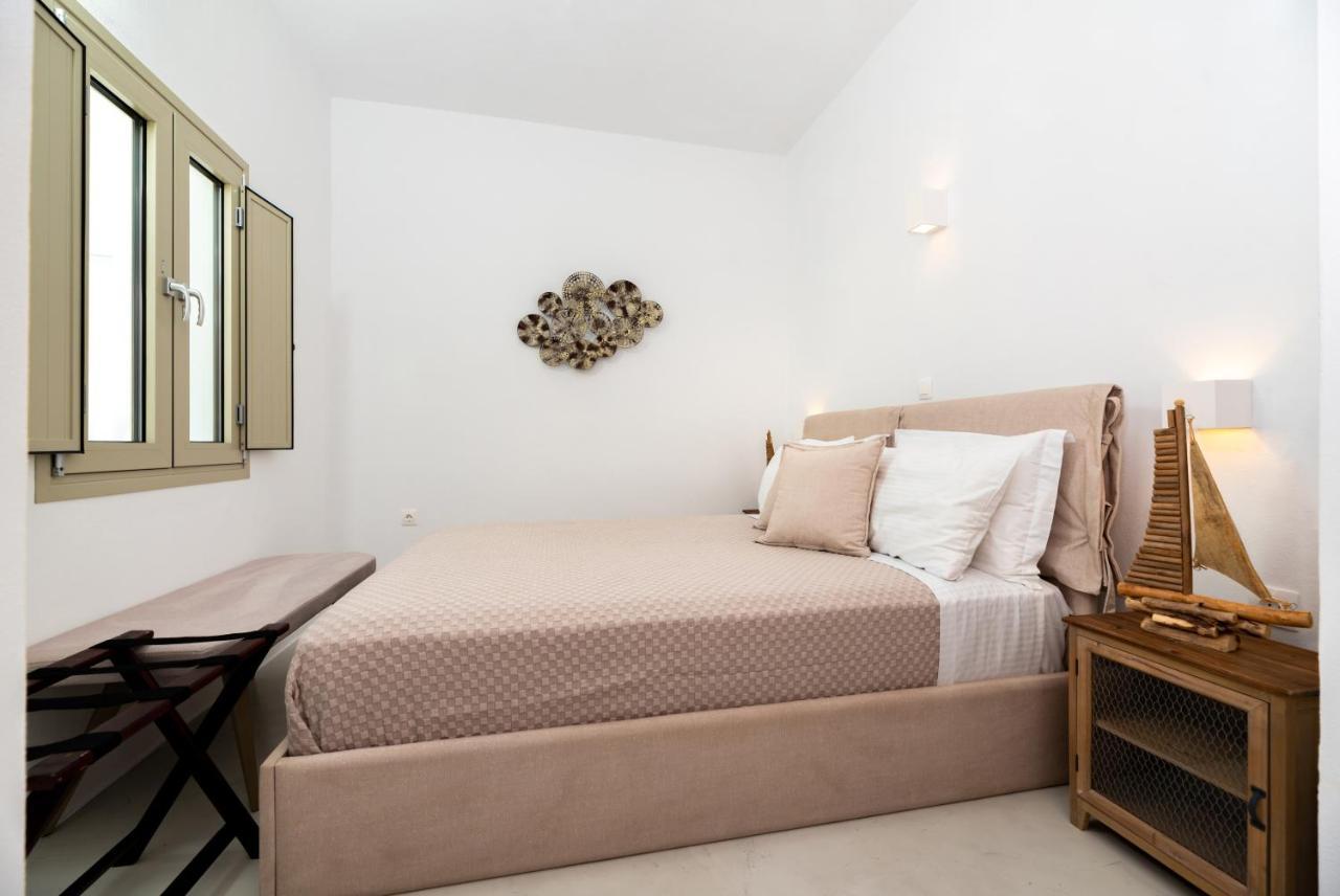 Aerenia Luxury Suites Karterados  Esterno foto