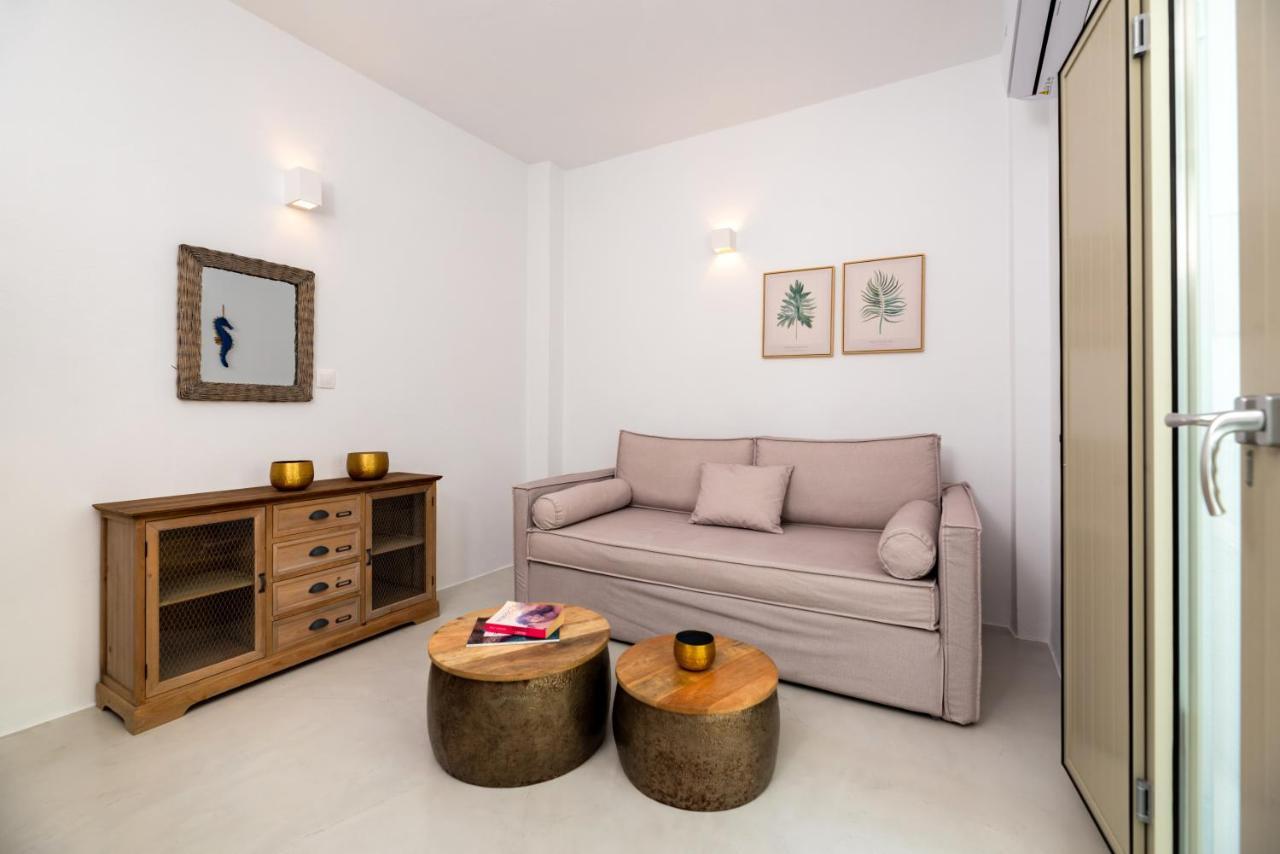 Aerenia Luxury Suites Karterados  Esterno foto