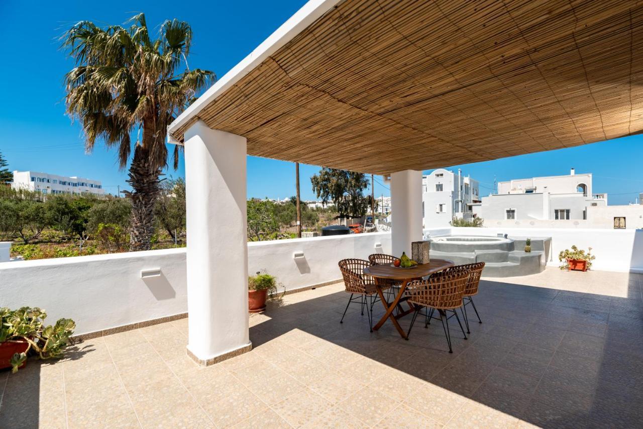 Aerenia Luxury Suites Karterados  Esterno foto