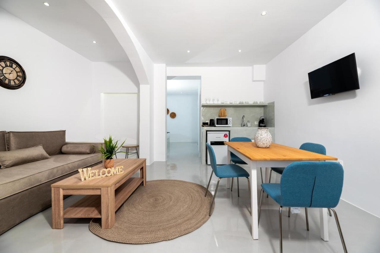 Aerenia Luxury Suites Karterados  Esterno foto