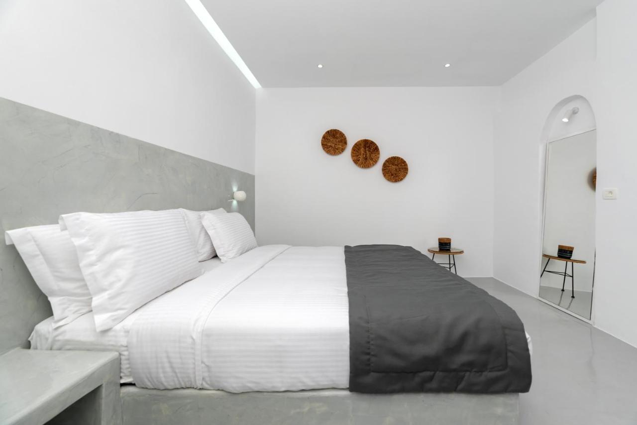Aerenia Luxury Suites Karterados  Esterno foto