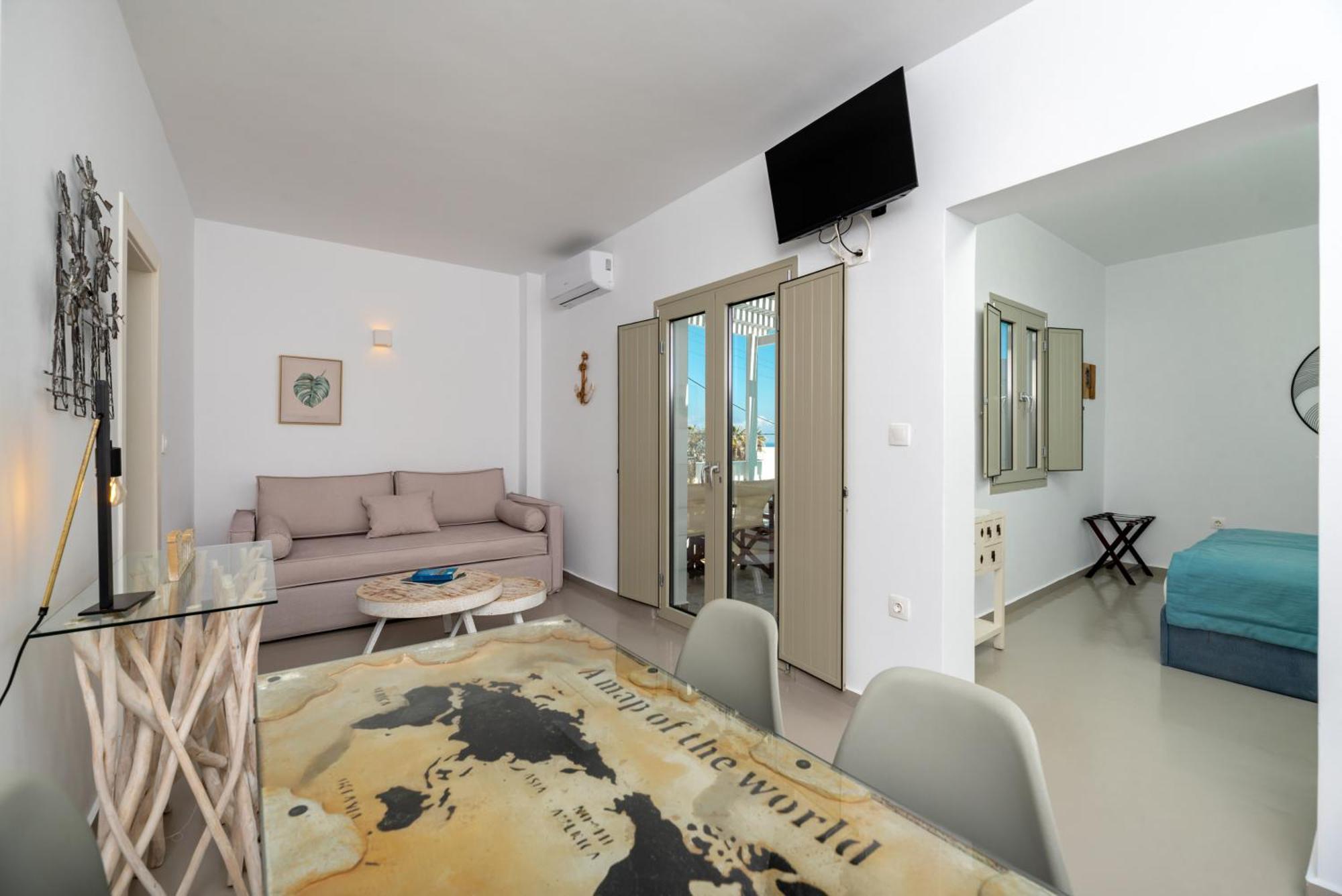 Aerenia Luxury Suites Karterados  Esterno foto